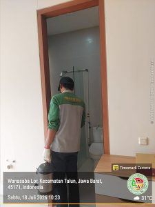 Treatment Pest Control di Perumahan Greenland Sendang Cirebon Tim Teknisi Propestindo melaksanakan treatment pest control di rumah Bapak Apdika, Perumahan Greenland Sendang, Cirebon, pada Sabtu, 18 Juli 2026.